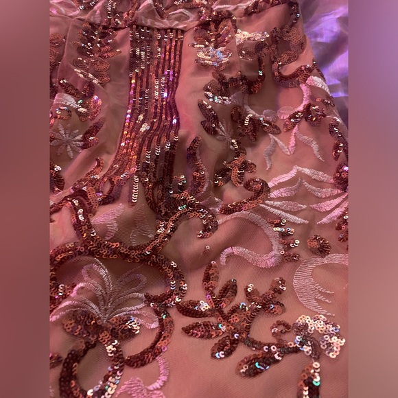 ✨PrettyLittleThing ✨ Rose Gold Strappy Sheer Sequin Bodycon Dress💛 NWT -US6/Med - Picture 11 of 14